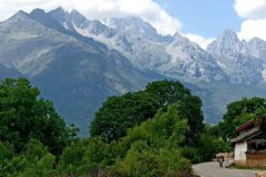 Aan de voet van de Himalaya (omgeving Baisha, 2009)