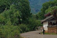 Aan de voet van de Himalaya