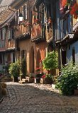 Straatje in Eguisheim (Elzas, 2008)