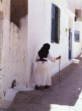 Oude vrouw in Griekse dracht (Karpathos, 2001)