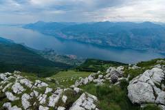 Uitzicht over Gardameer vanaf top Monte Baldo (2011)