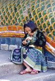 Meisje op trap Watphra That Doi Suthep