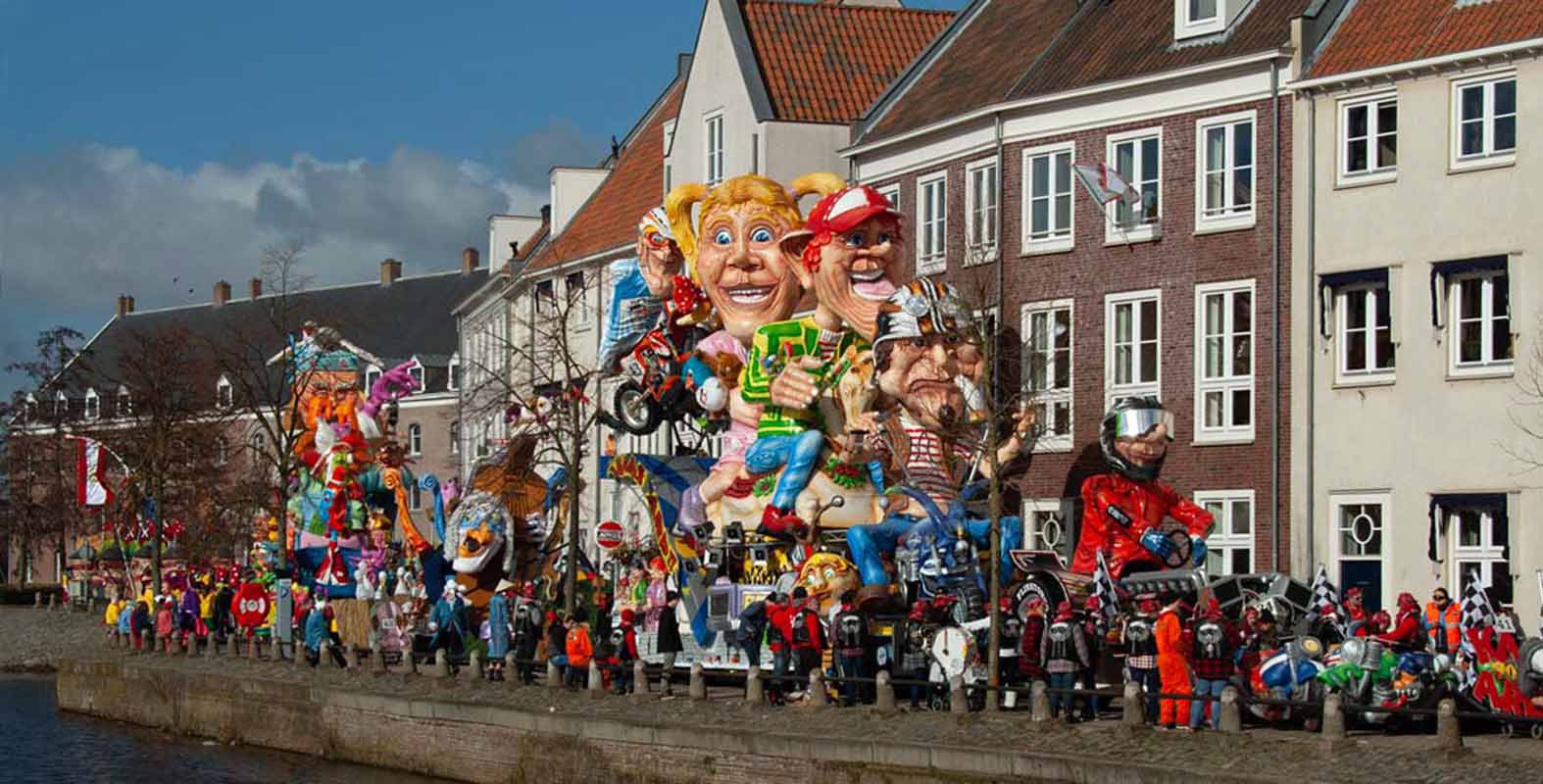 2015-01 Op de Kaai voor de optocht