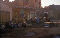 KB-10-17 Luxor 's morgens vroeg (Egypte, 2000)
